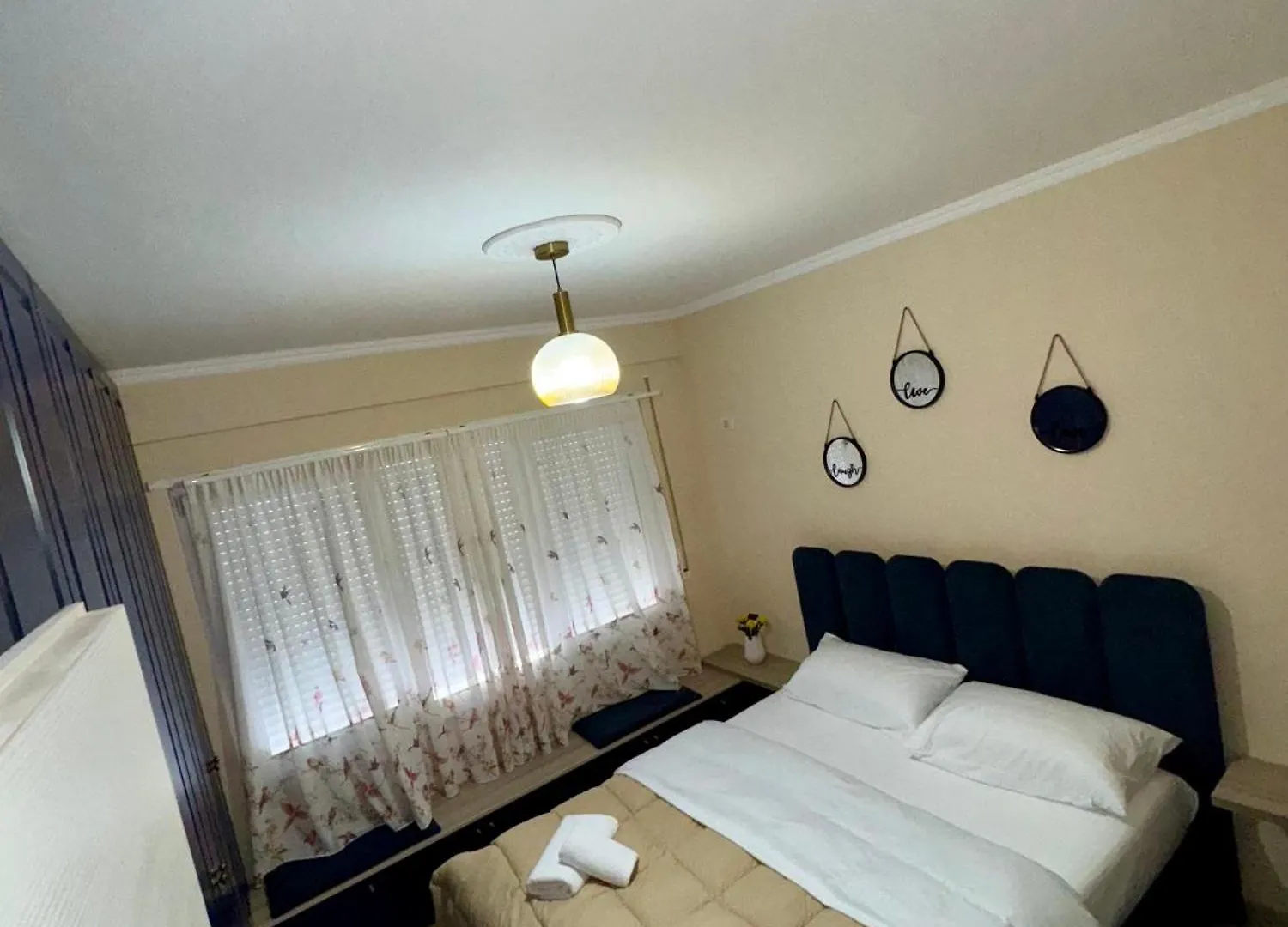 Cozy 2Br Apartment In טיראנה