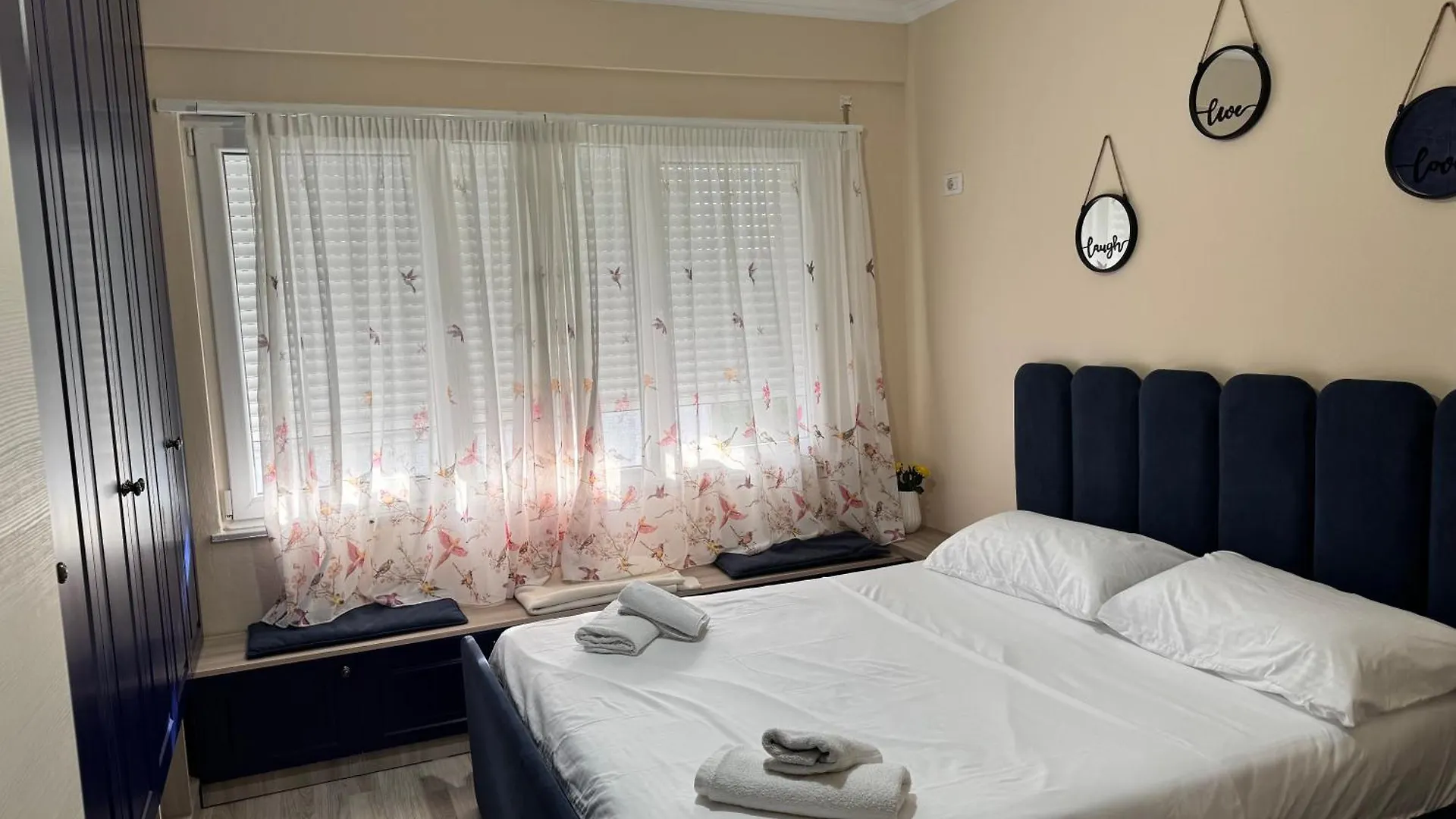 Cozy 2Br Apartment In טיראנה