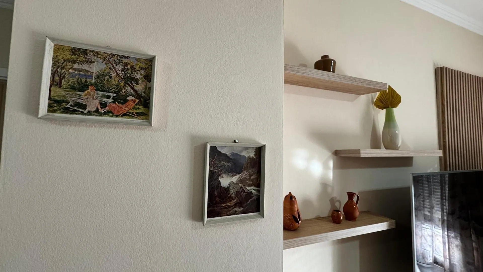 Cozy 2Br Apartment In טיראנה 0*,  אלבניה